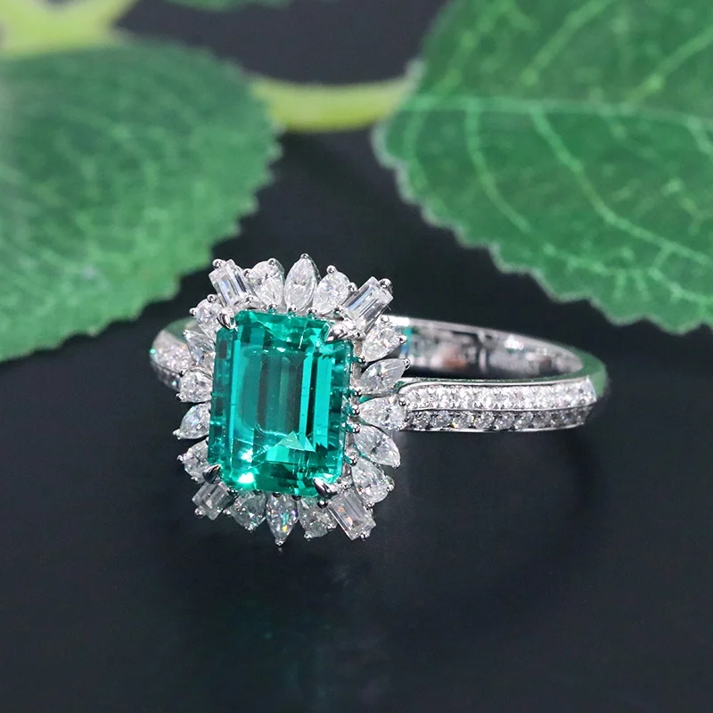 Custom Design Wedding Ring 18k Solid White Gold Moissanite And Emerald ...