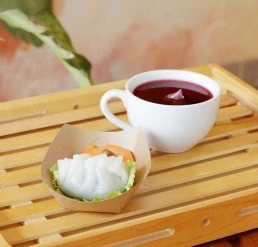 Disposable Takeaway Fast Food Packing Box Fried Chicken Chips Recyclable Food Grade Hotdog Kraft Paper Food Boat Tray factory