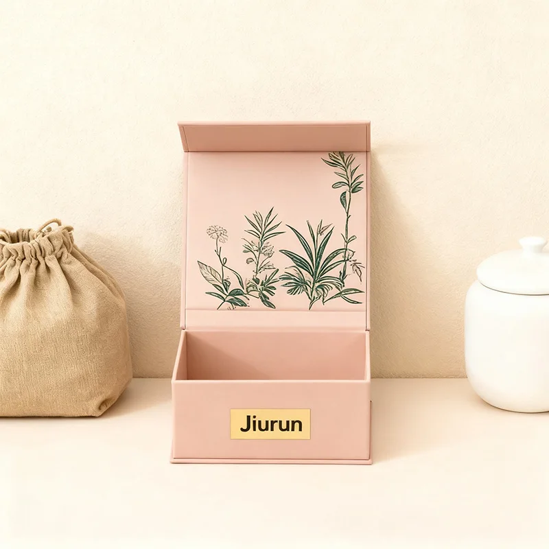 Luxury Custom Recyclable Embossed T-shirt Gift Box Rigid Paperboard Magnetic Closure Lid Folding Box for Baseball Cap details