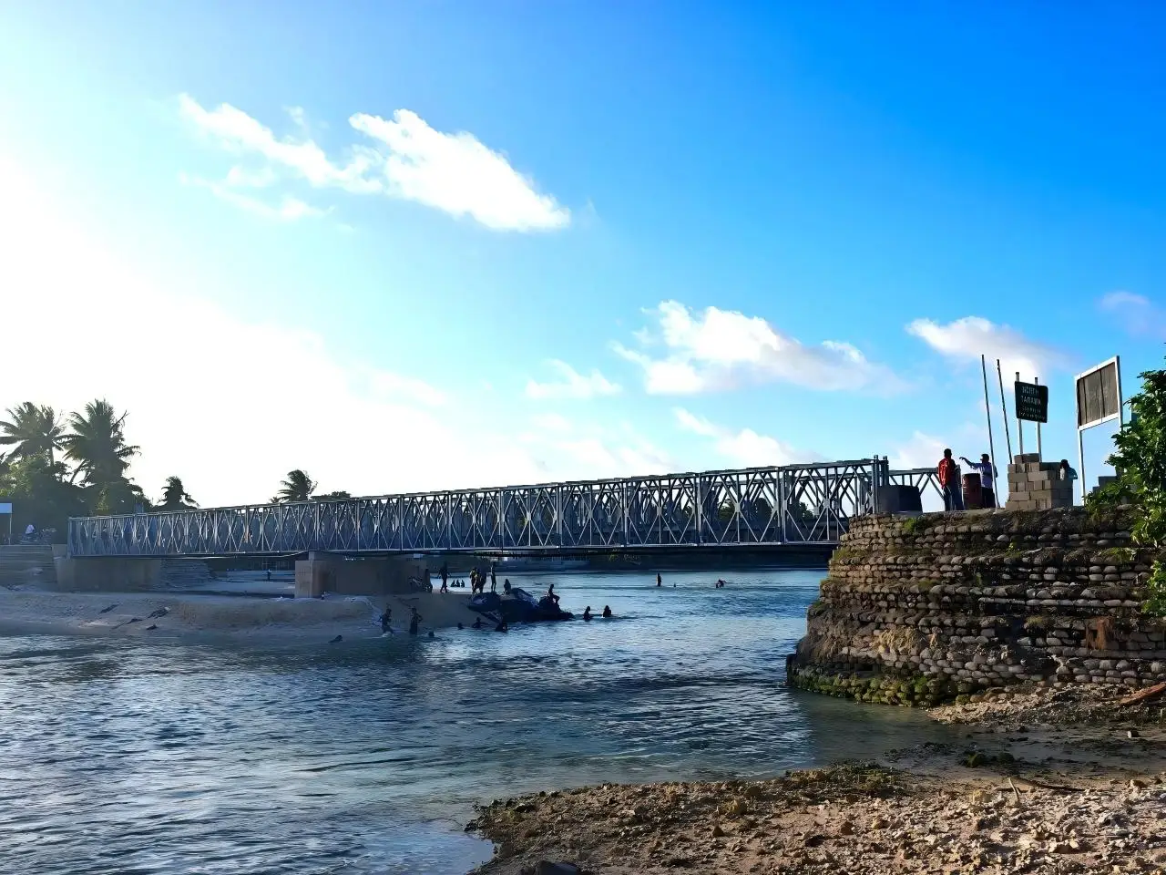 Standard and Custom Design Steel Structure Bailey Bridge for Mining ...