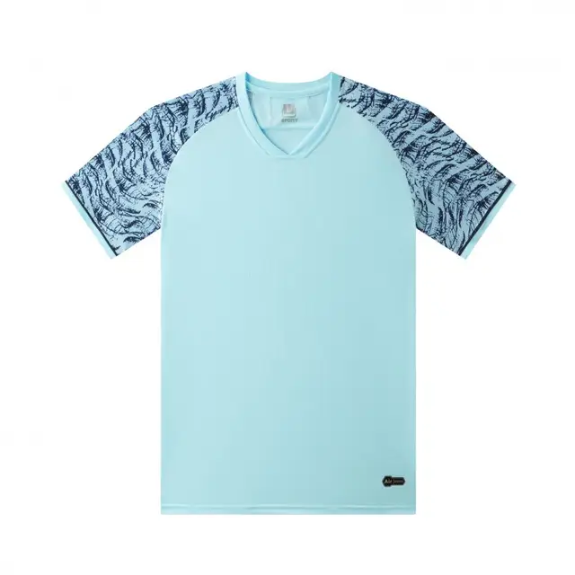 High Quality Customizable Soccer Wear Stretchable Top Gear Design for Summer Autumn & Winter OEM Automated Cutting Supply
