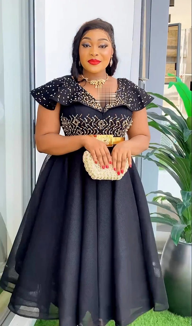 2024 African Modest Hot Production Luxury Diamond Summer White Dress With  Gold Belt Short Sleeve V Neck Skirt for Women K0416