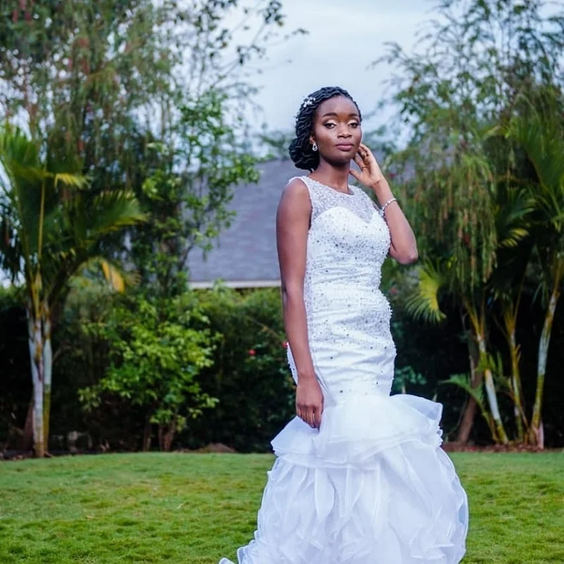 FA313 Luxury Sleeveless Sequin Beaded Sexy Designer Real Mermaid Wedding  Dresses With Ruffled Layer Fishtail Skirt