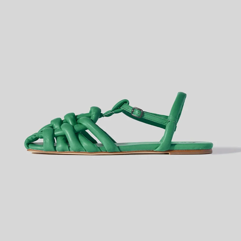 2022 Latest Soft Lambskin square Toe Outdoor Ladies New Fashionable Buckle Strap Sandals