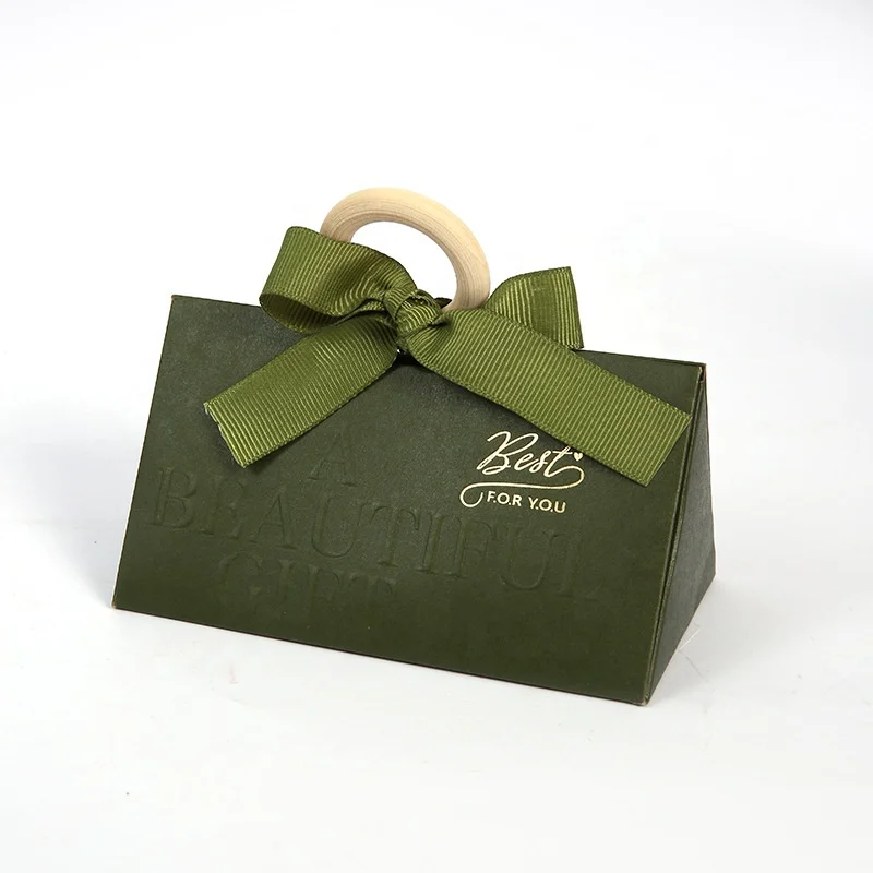 Luxury Triangle High End Handle Packaging Box Kraft Paper Wedding Collapsible Candy Box