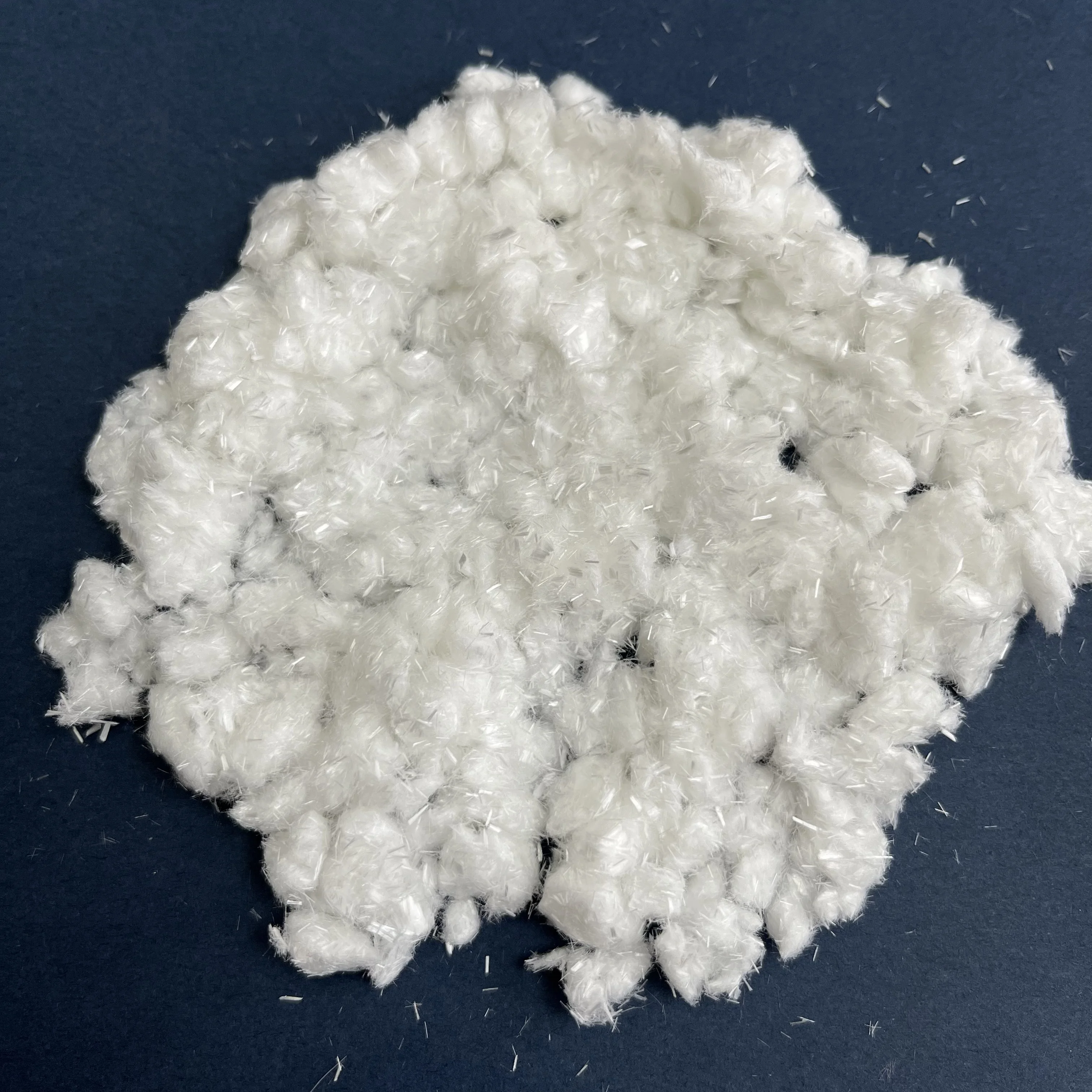 Particle White Polyester Fiber Ball Uniform And High Dachuan Sticity