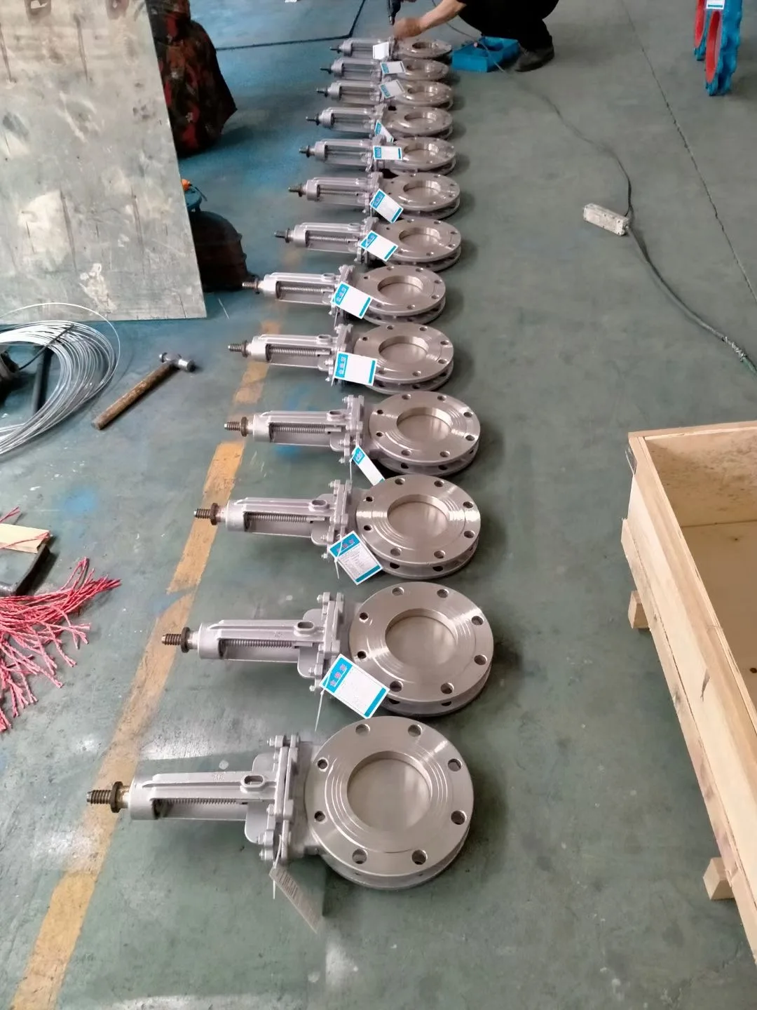  PN16 Cast Iron /Steel Slurry Hydraulic/Manual Resilient Seal Flange Knife Gate Valve