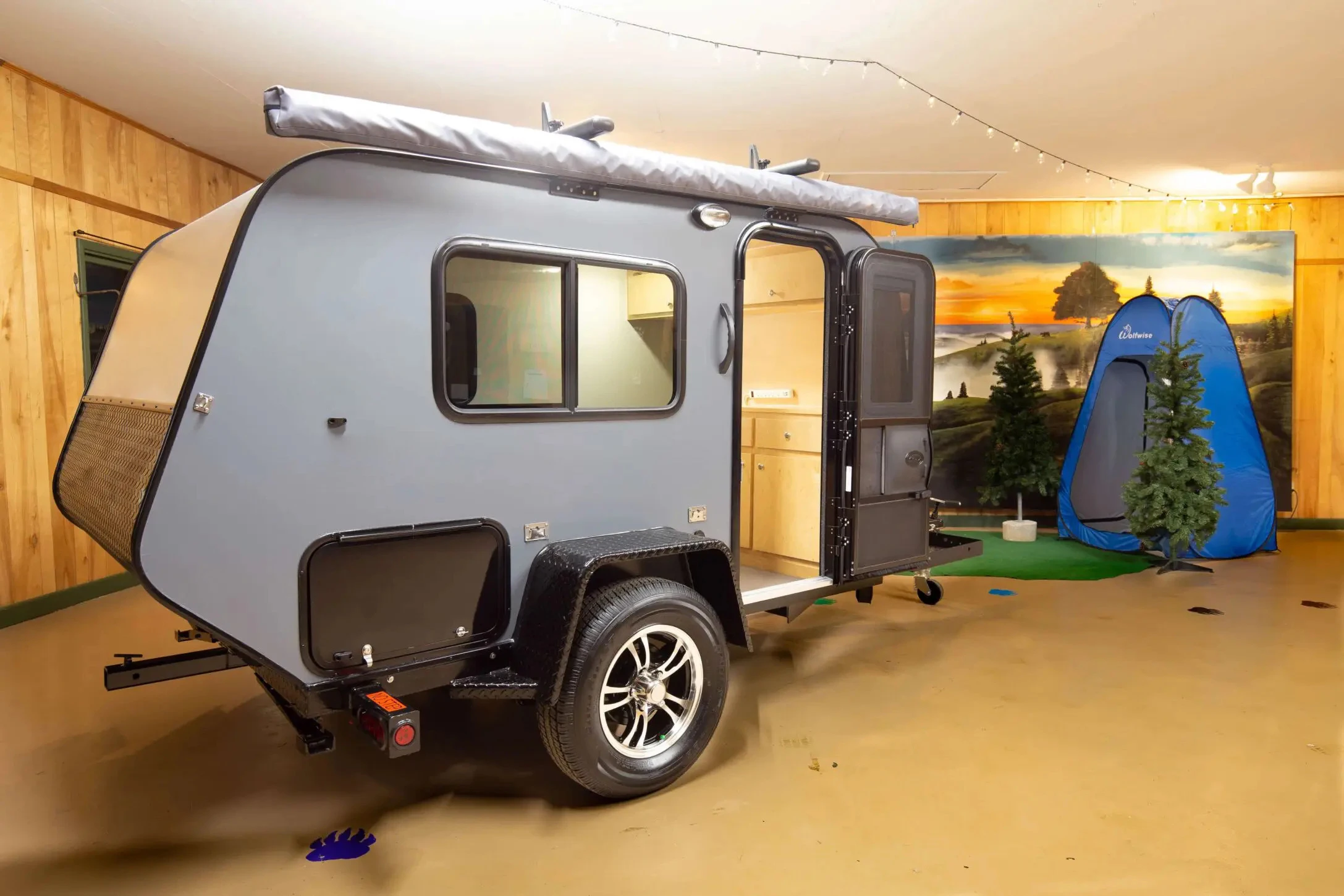 Teardrop Camping  Camper Trailer Mini Caravan for Most Small SUVs and Vans