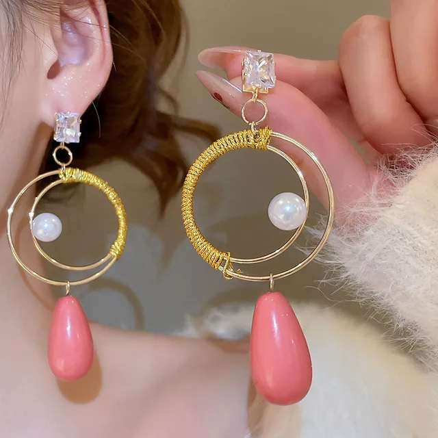 Silver Needle Zircon Acrylic Round Pearl Water Drop Pendant Retro Light Luxury High End Wholesale Stud Earrings for Women