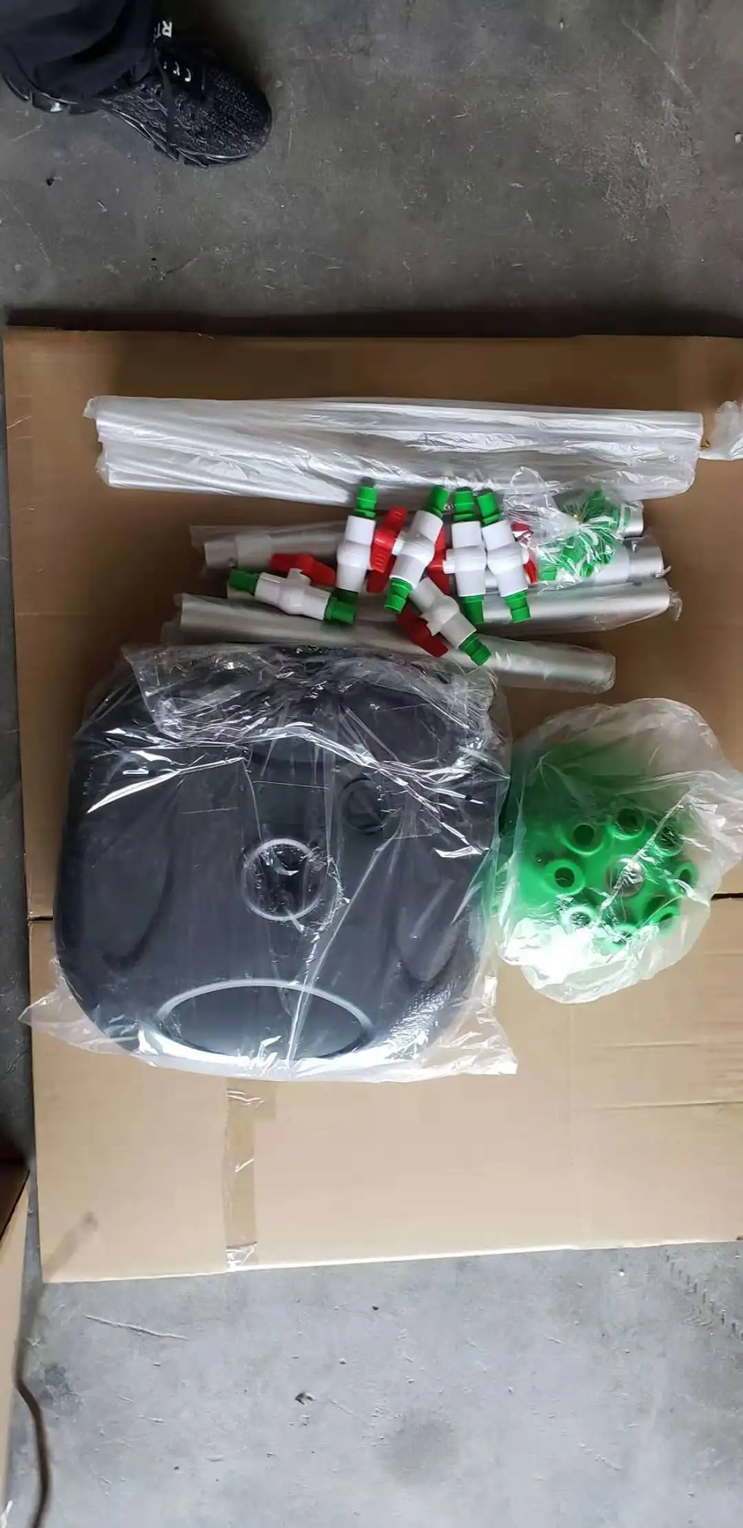 Beer Funnel With 8 Tubes,Beer Bongzilla For Party Drinking Buy