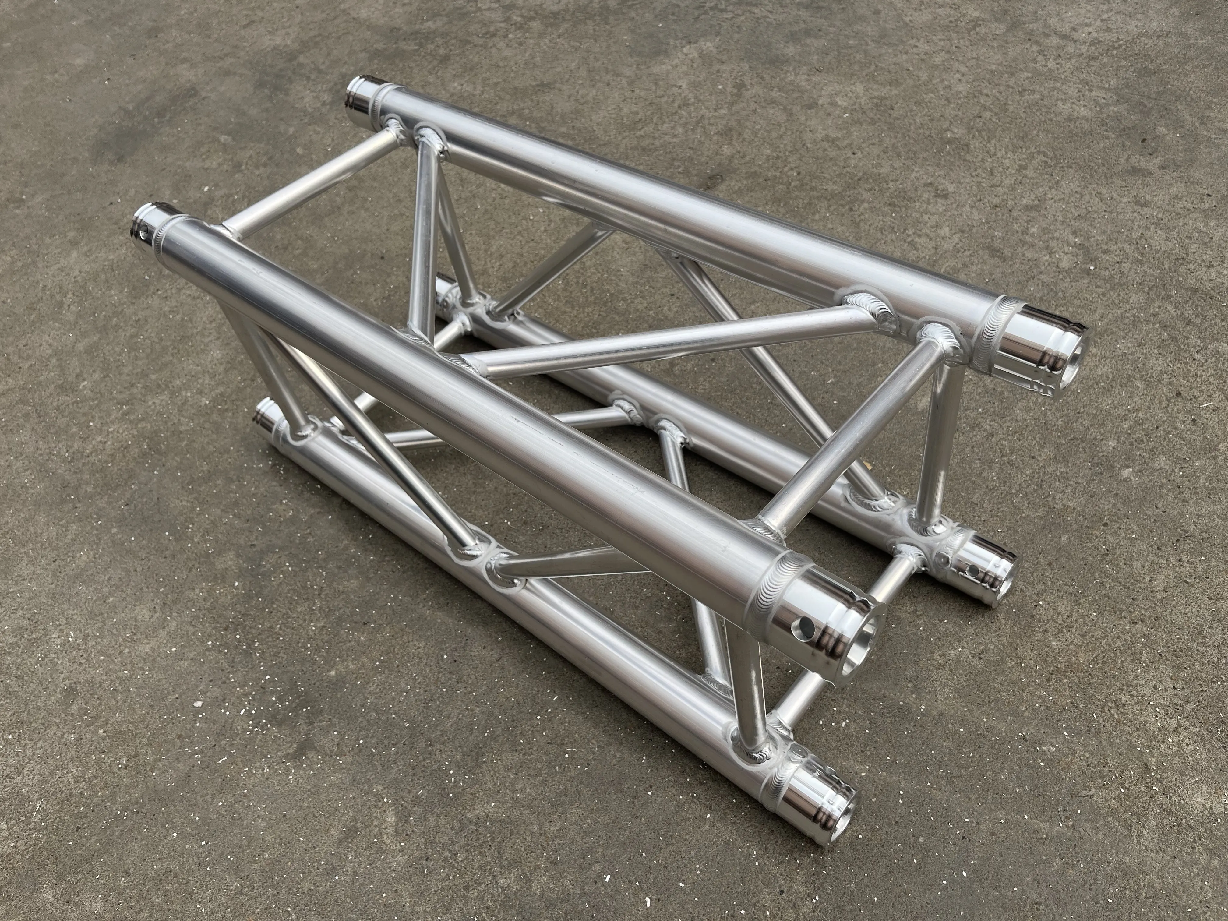 300*300mm Spigot Truss Aluminum Goal Post Truss System for Outdoor Events supplier