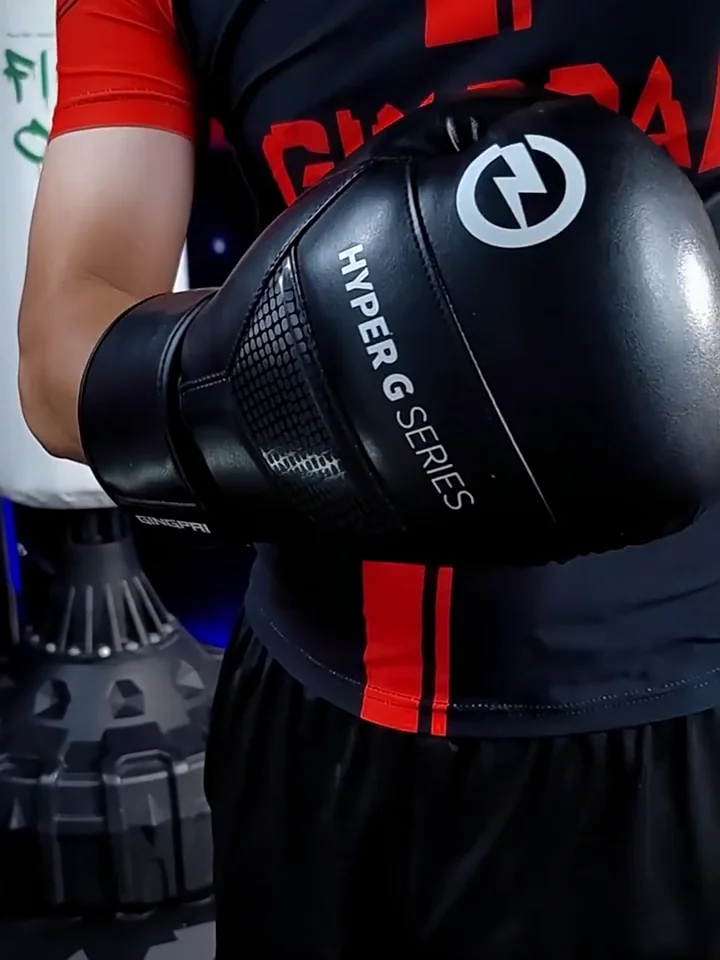 Hrx 10 Inch Gloves Boxing Boxing Hanger Red Hat Ent Hanging Car