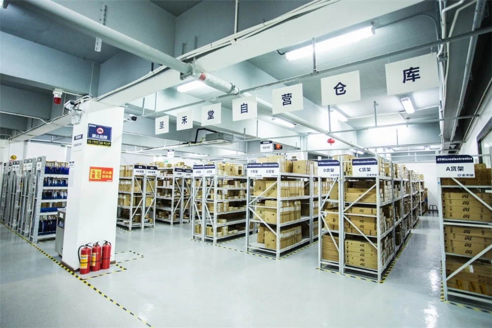 Микроконтроллер MK12DX128VLF5 IC 32 бит 128 Кб FLASH 48LQFP