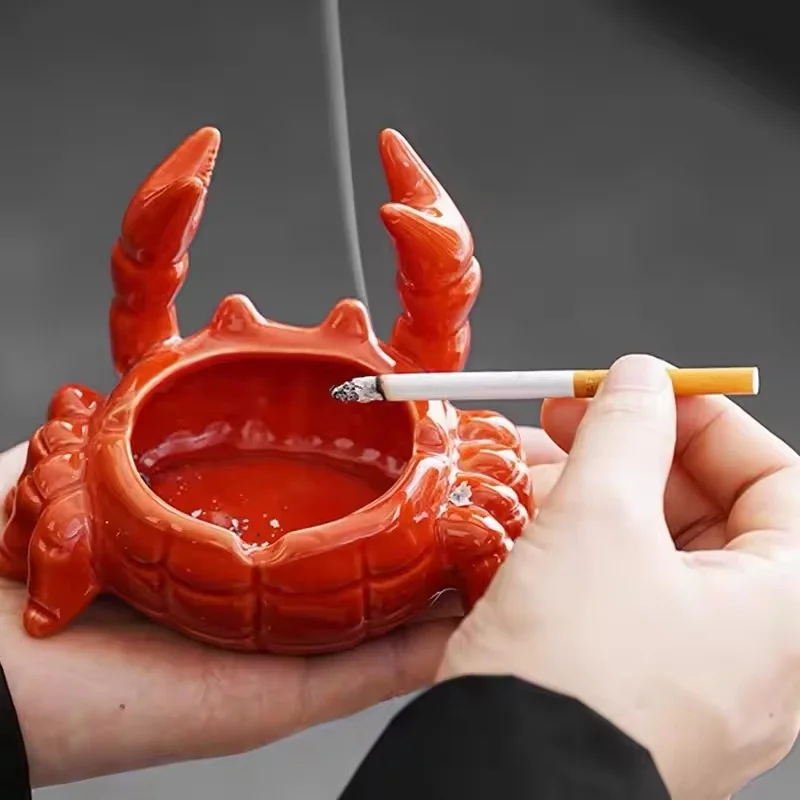 Promotional Creative Ceramic Cigar Ashtray with Lid Cute Crab Design for Office Home Living Room Decoration Ornaments Ash Tray