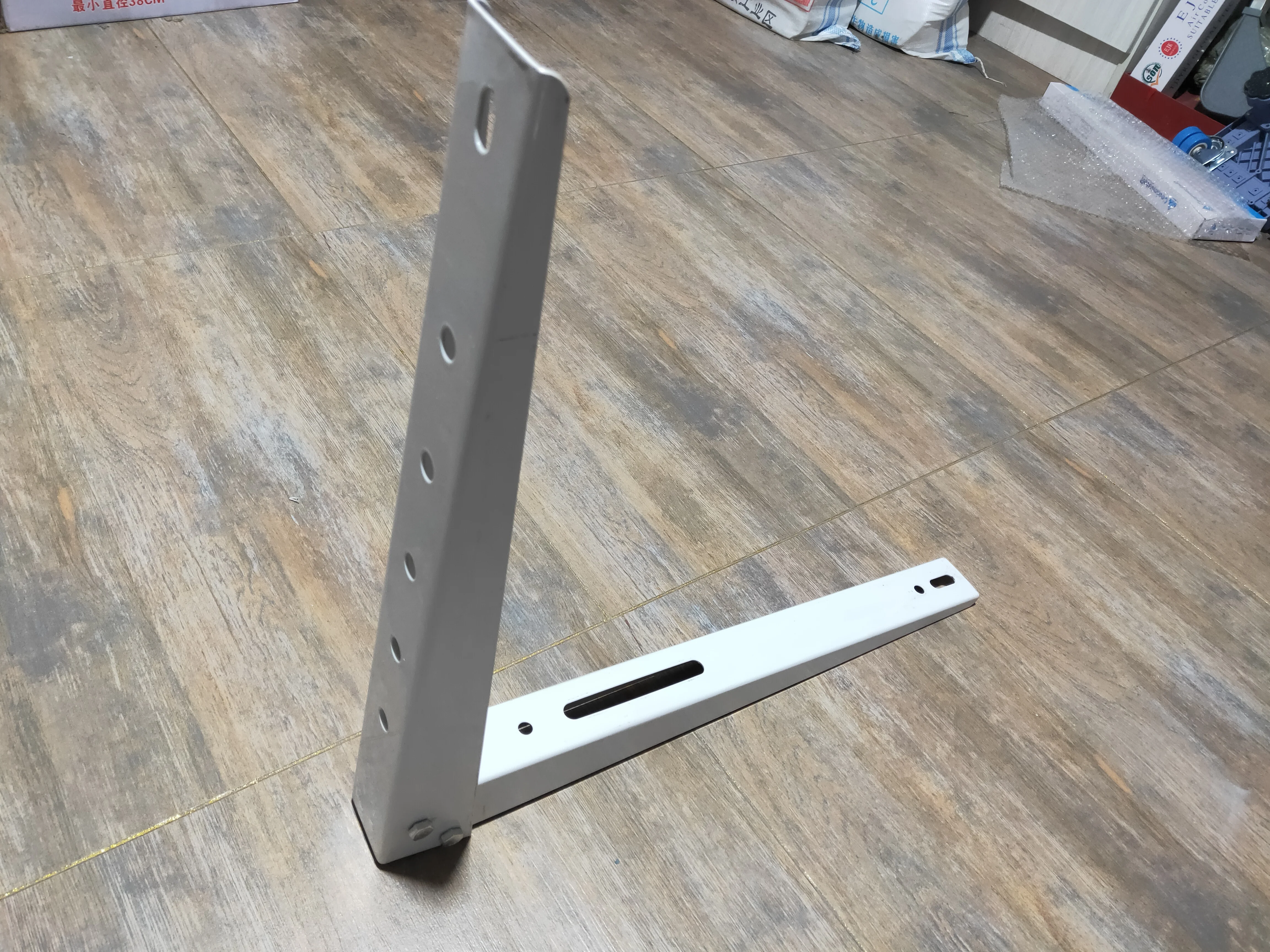 Secure and Durable AC Brackets for Home Air Conditioner Parts Easy Installation of Air Conditioning Fittings