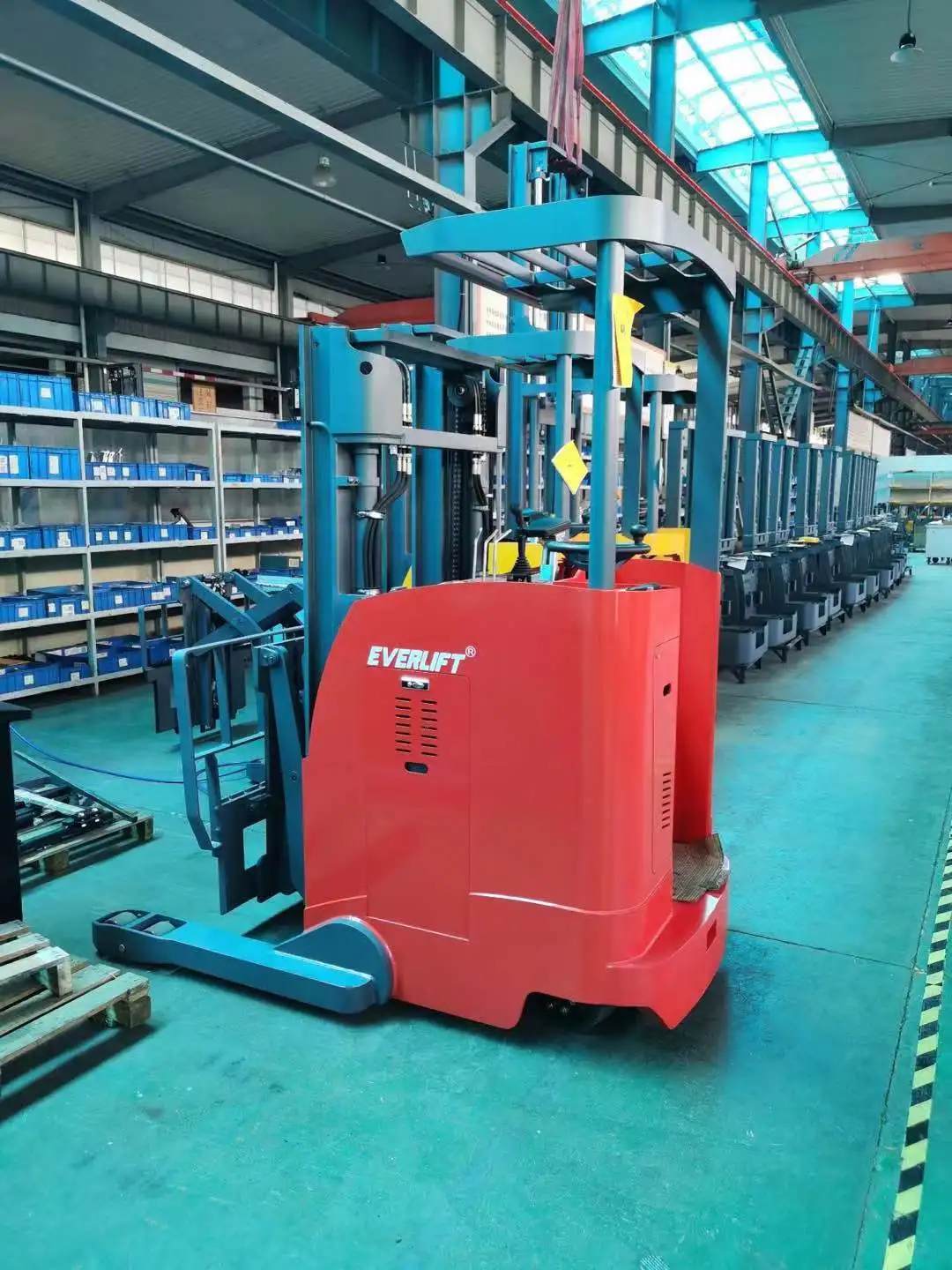 Everlift Double Deep Reach Truck1.2t 1.5t Forklift Scissor Electric