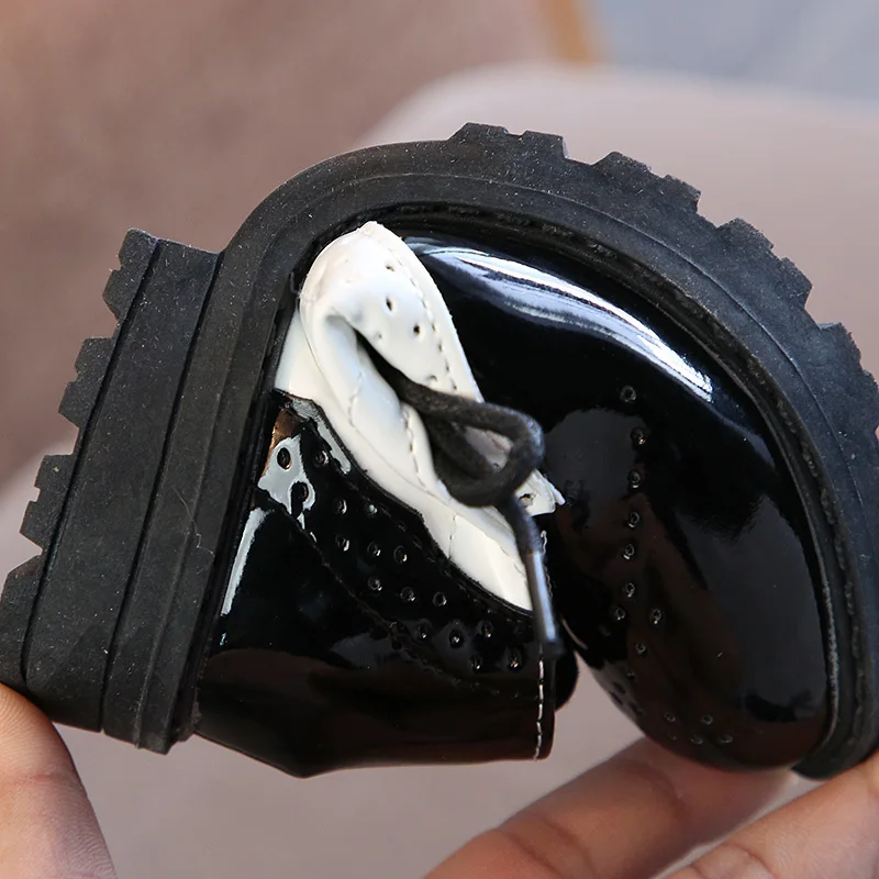 Новый дизайн красивая черная кожаная школьная обувь для детей мальчиков и девочек