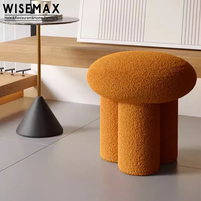 WISEMAX FURNITUREブークルラムウール生地小さなオットマンキノコ型