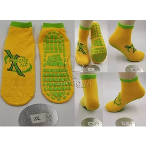 Hot Seller Cheap Trampoline Socks Customized Private Label Adult Kid Bounce Grip Socks for Trampoline Men Crocheted Long Socks