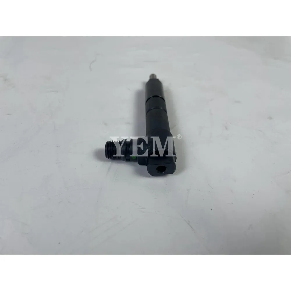Fuel Injector 1G777-53000 for Kubota V3307 Engine 2