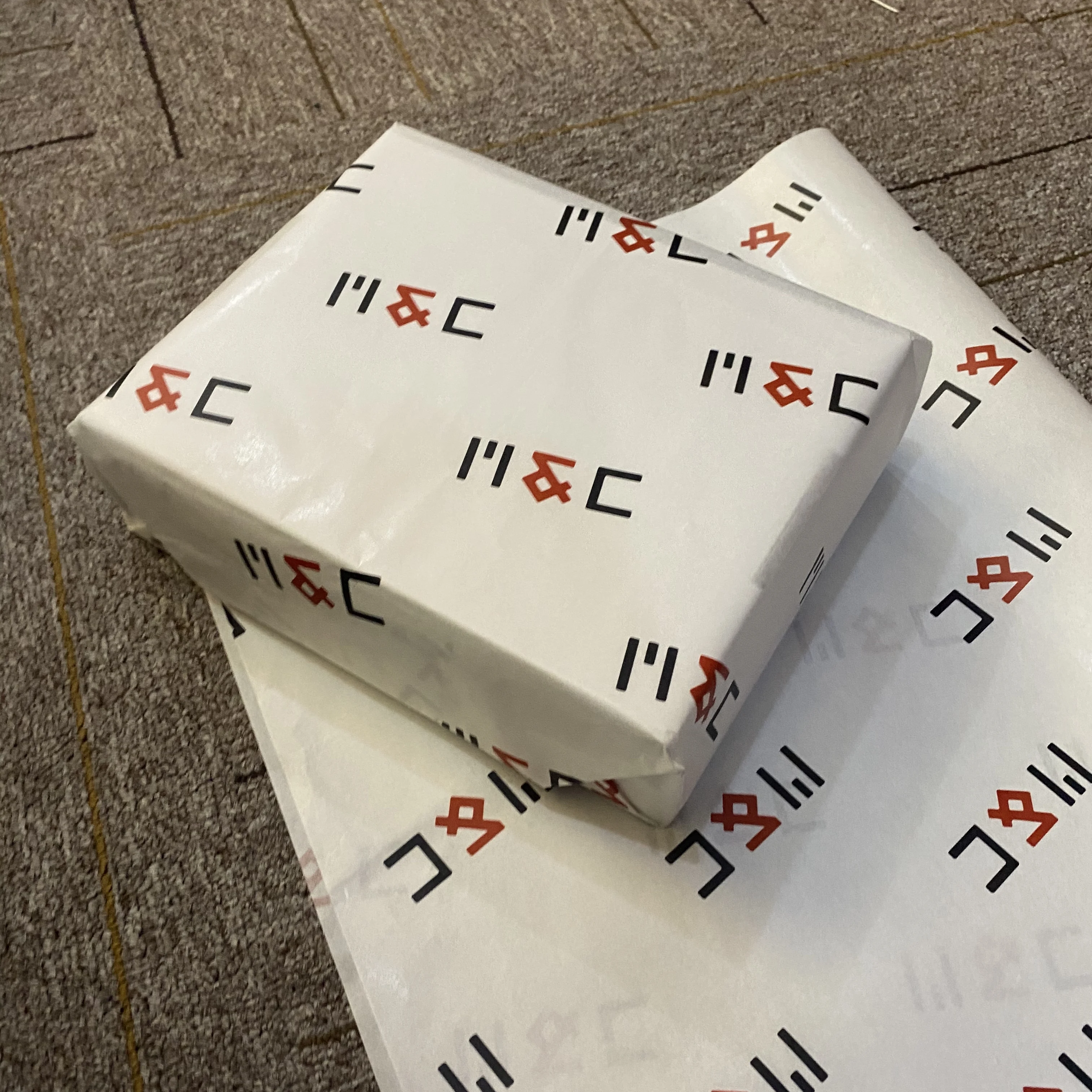 Custom printed tissue paper with logo for packaging - Custom tissue  wrapping paper - Magro Luxury Paper