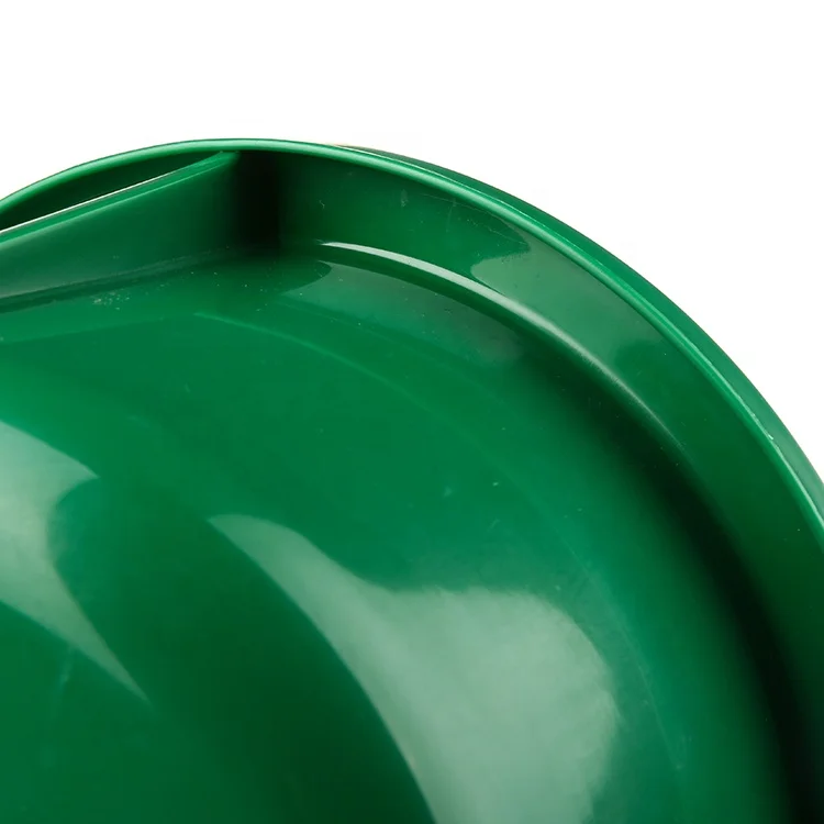 High Quality 9L Plastic Horse Stall Cattle Drinking Drinker Bowl