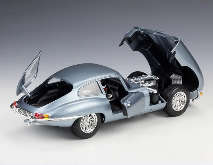 モデルカー Burago Jaguar E-Type Coupe 1/18 Bburago 1:18 Jaguar E type Coupe Diecast Model Sports Racing