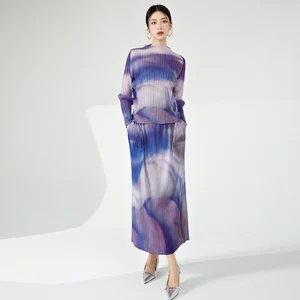 Miyake Women's High Quality Pleated 2-Piece Set Casual Style Gradient Stretch Printed Top and Skirt Personalized Elegant