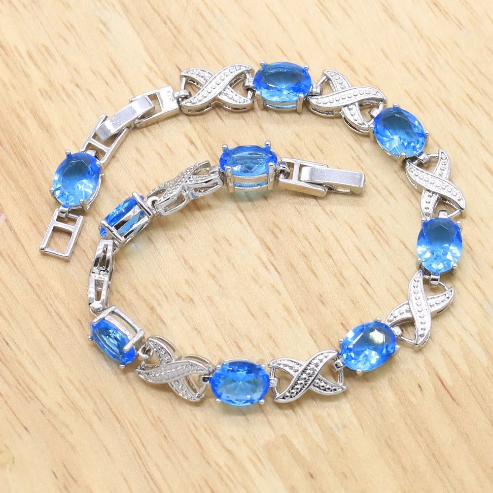 Women's Stylish Geometric Alloy Bracelet Custom Zircon Trendy Wedding Anniversary Jewelry for Parties Birthdays Bridal Gifts