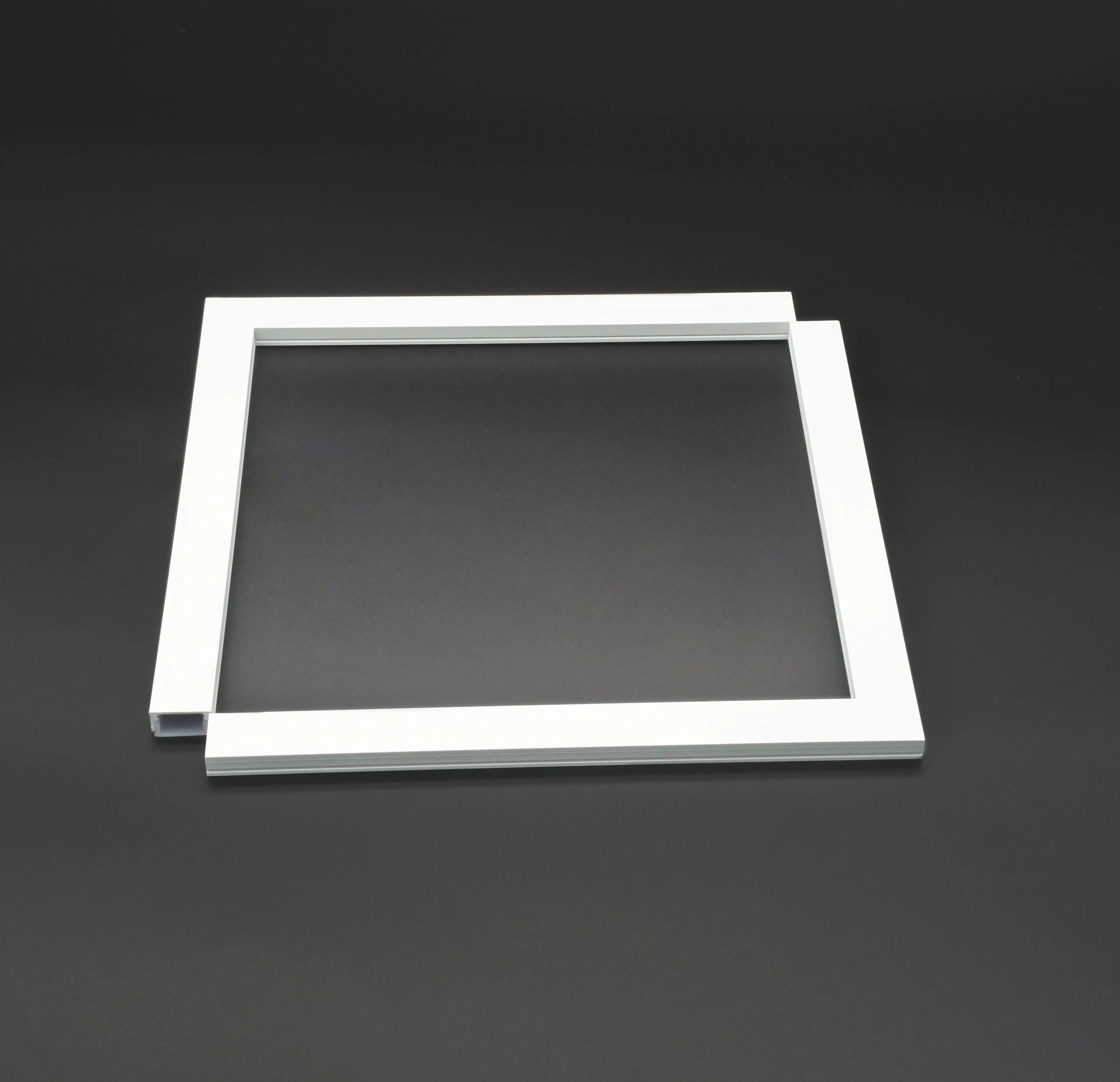 Connecteur D'angle à 90 Degrés, UNIQUEMENT Pour Le Canal LED En Aluminium à LED En Forme De U Chesbung (ASIN : B07PSNJMPN, B07PTQ6FTZ, B07KR7H4B6, B07Q1B91MT), Vis Incluses