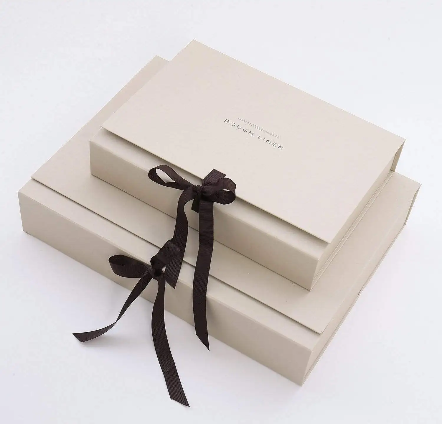 Custom White Card Fold Box with Ribbon for Clothes Logo Customized Printing Spot UV Hot Stamping Eco Friendly