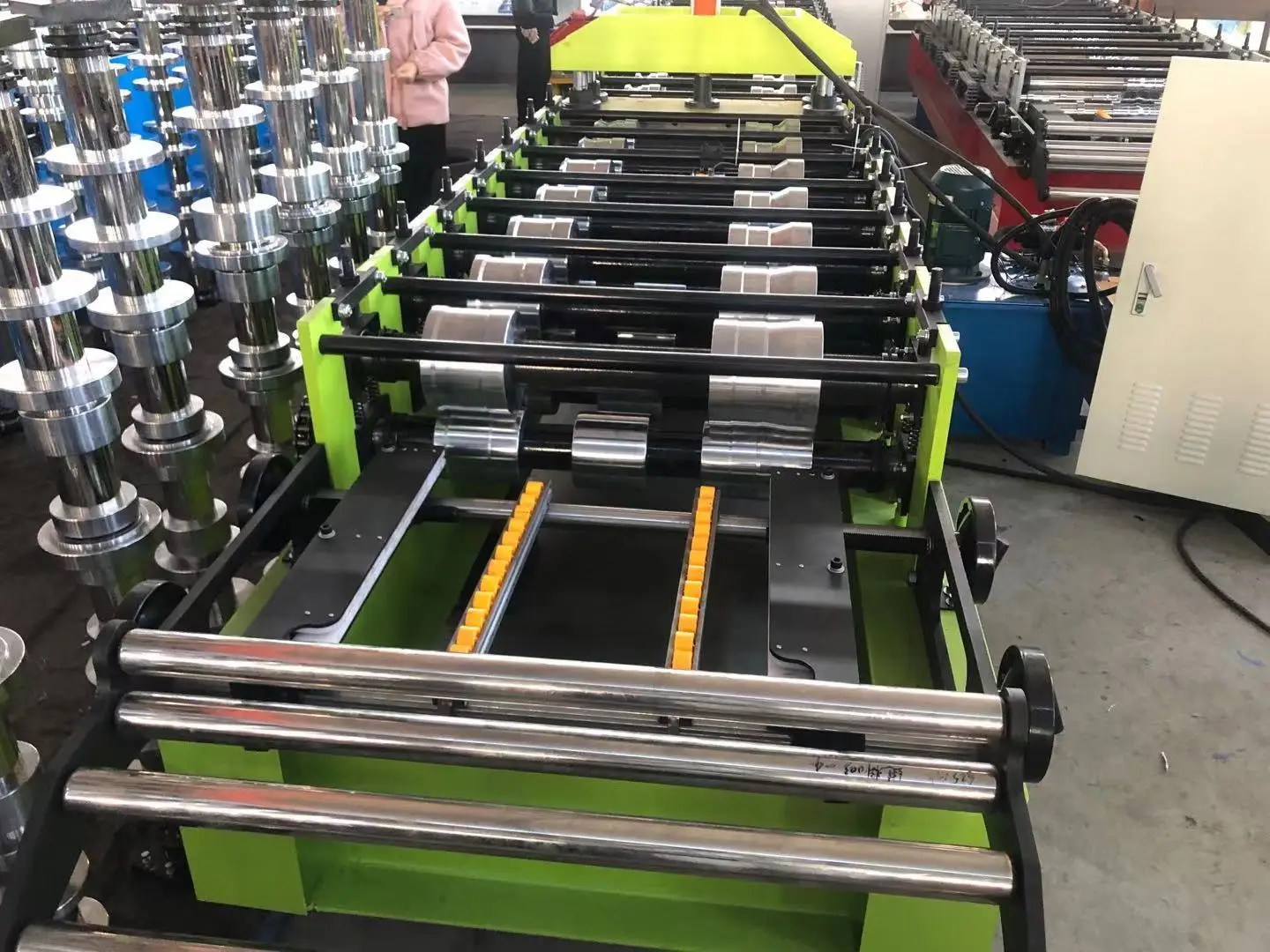 Snap Lock Panel Roll Forming Machine - High Productivity