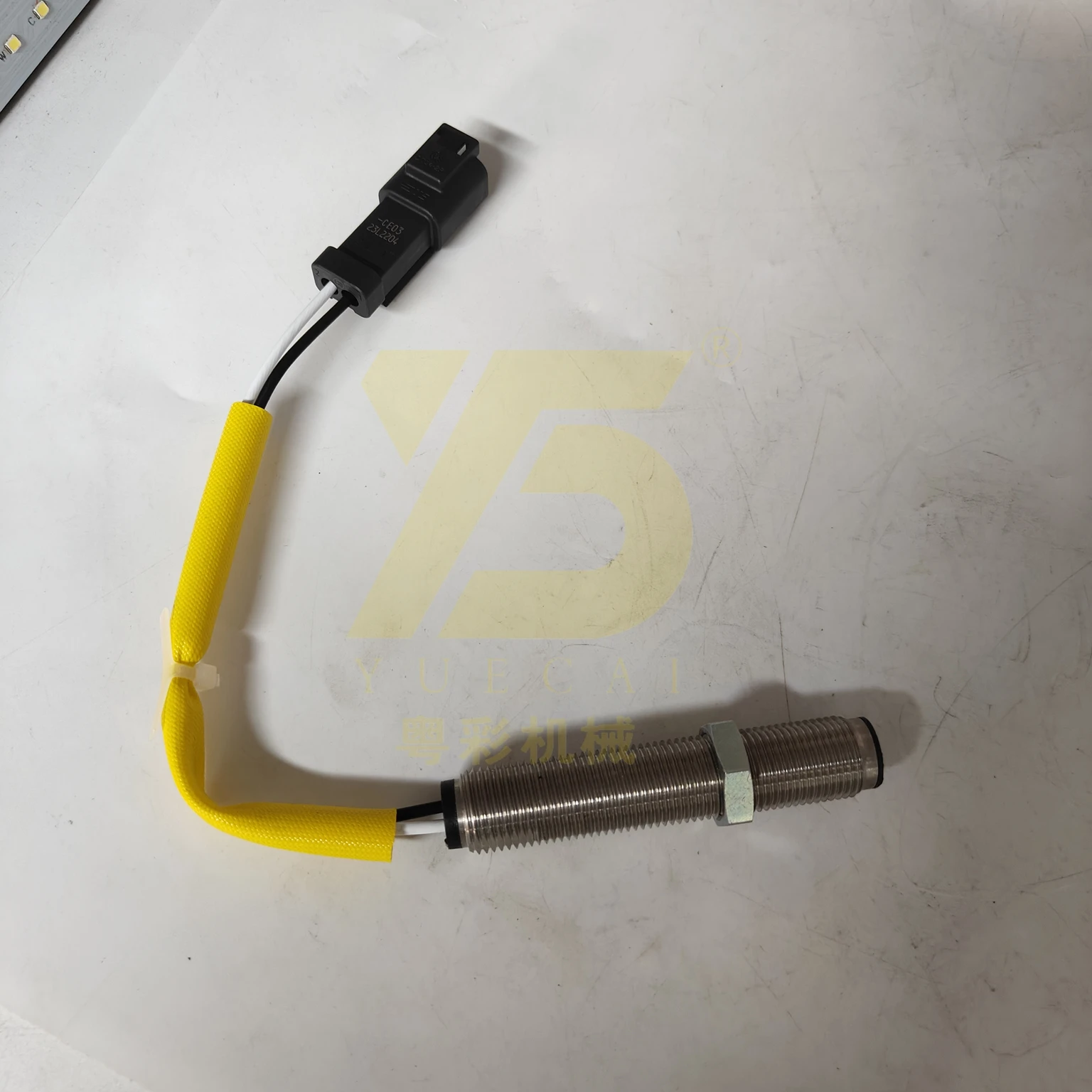 YUE CAI  E330B Excavator Parts 318-1181 Speed Sensor 3181181 189-5746 GP Speed Sensor for 3512 3516 3412 C13 C18