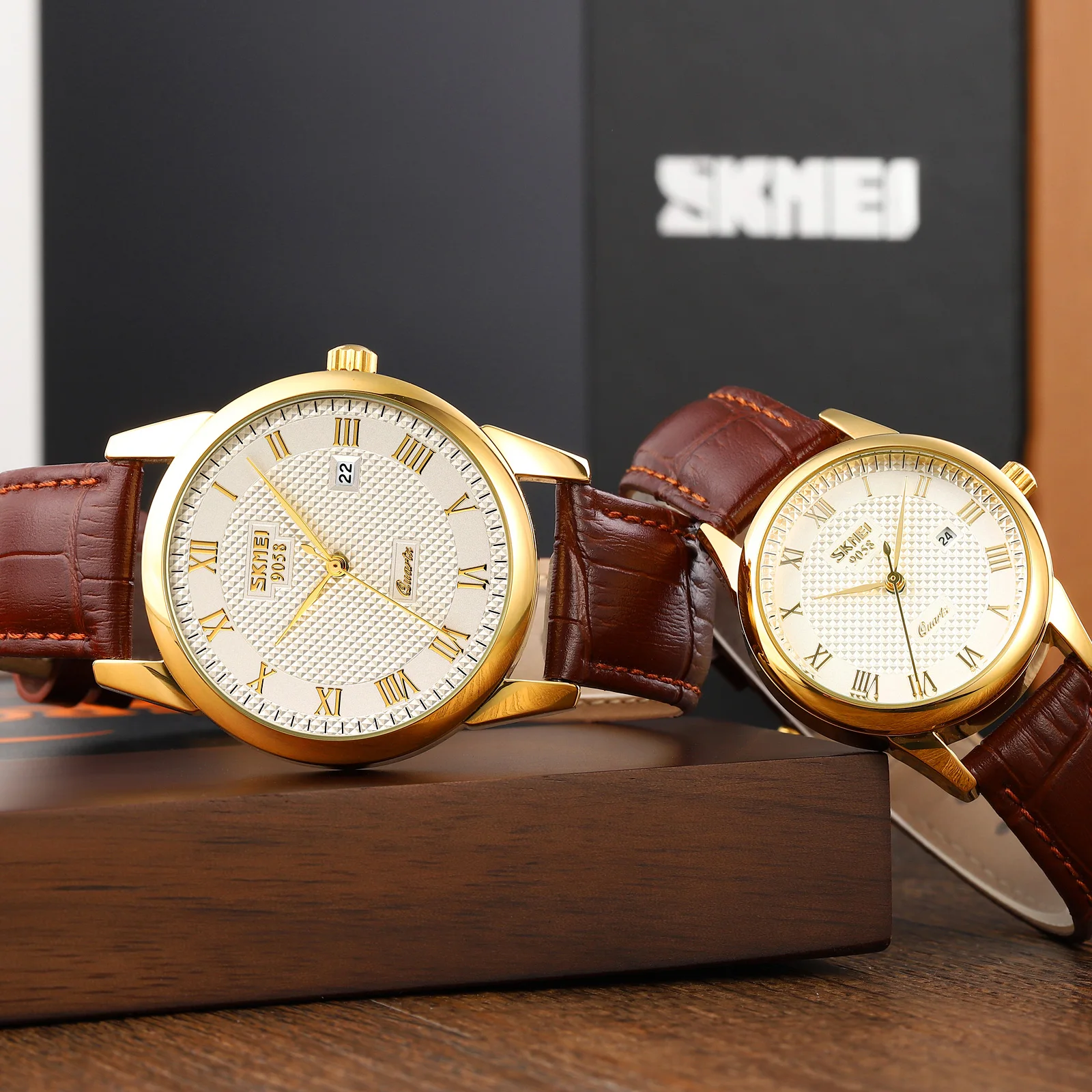 SKMEI 9058 Waterproof Couples Quartz Watches - Elegant Leather