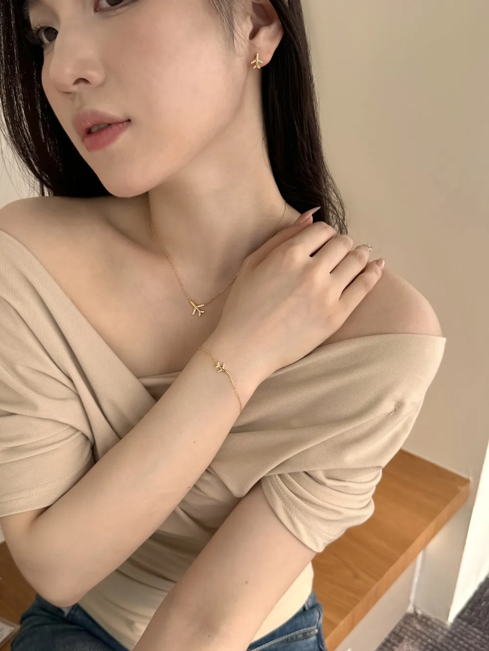 KAKODIY exquisite fashionable 18K gold-plated aircraft bracelet 5A straight-pull cubic zirconia link charm 925 Sterling Silver bracelet for women detail 2