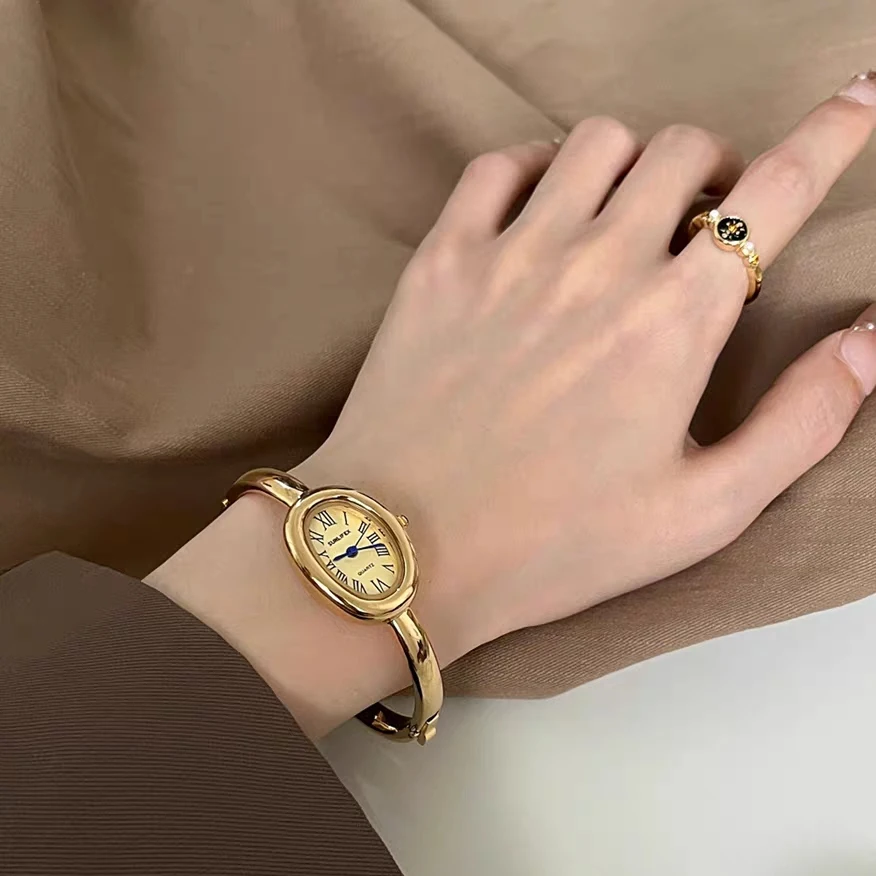 women\'s Gold Chain Link Stainless Steel Chrono Women main image 2