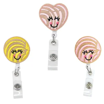 Nurse Accessories Custom Cute Smiling Face Popular Retractable Felt Badge Reels For Office Nurse Doctor