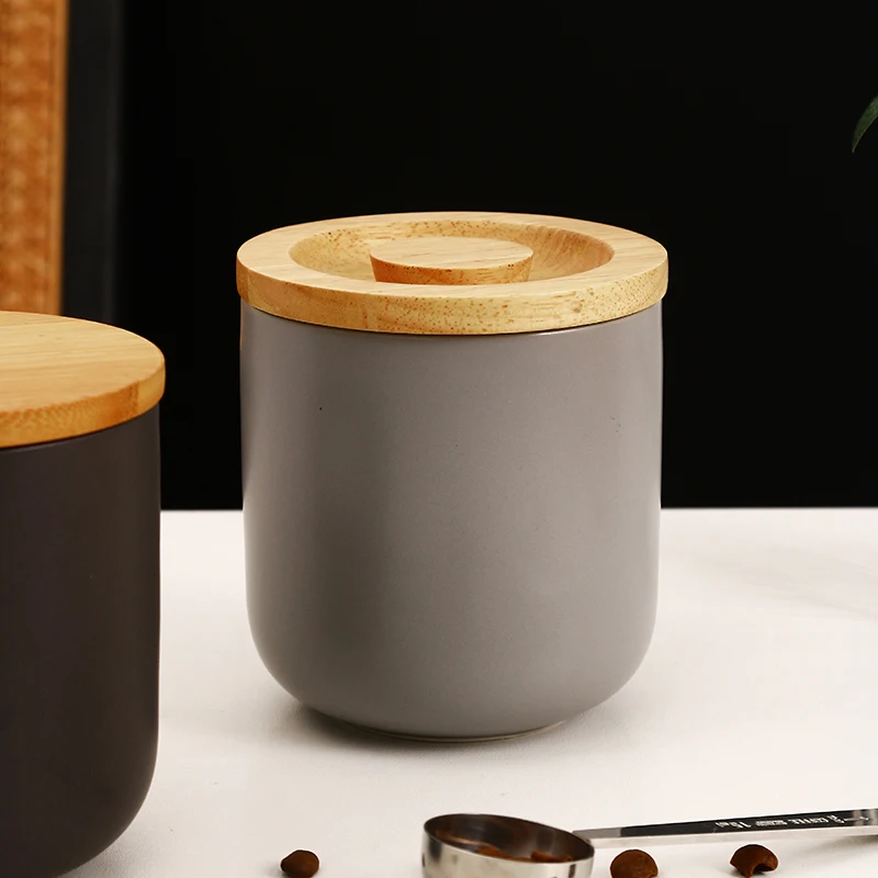 Ceramic Food Storage Jar Canister with Airtight Wooden Lid Modern Design Food Canisters Loose Tea Coffee Sugar Spice Nuts Snacks factory