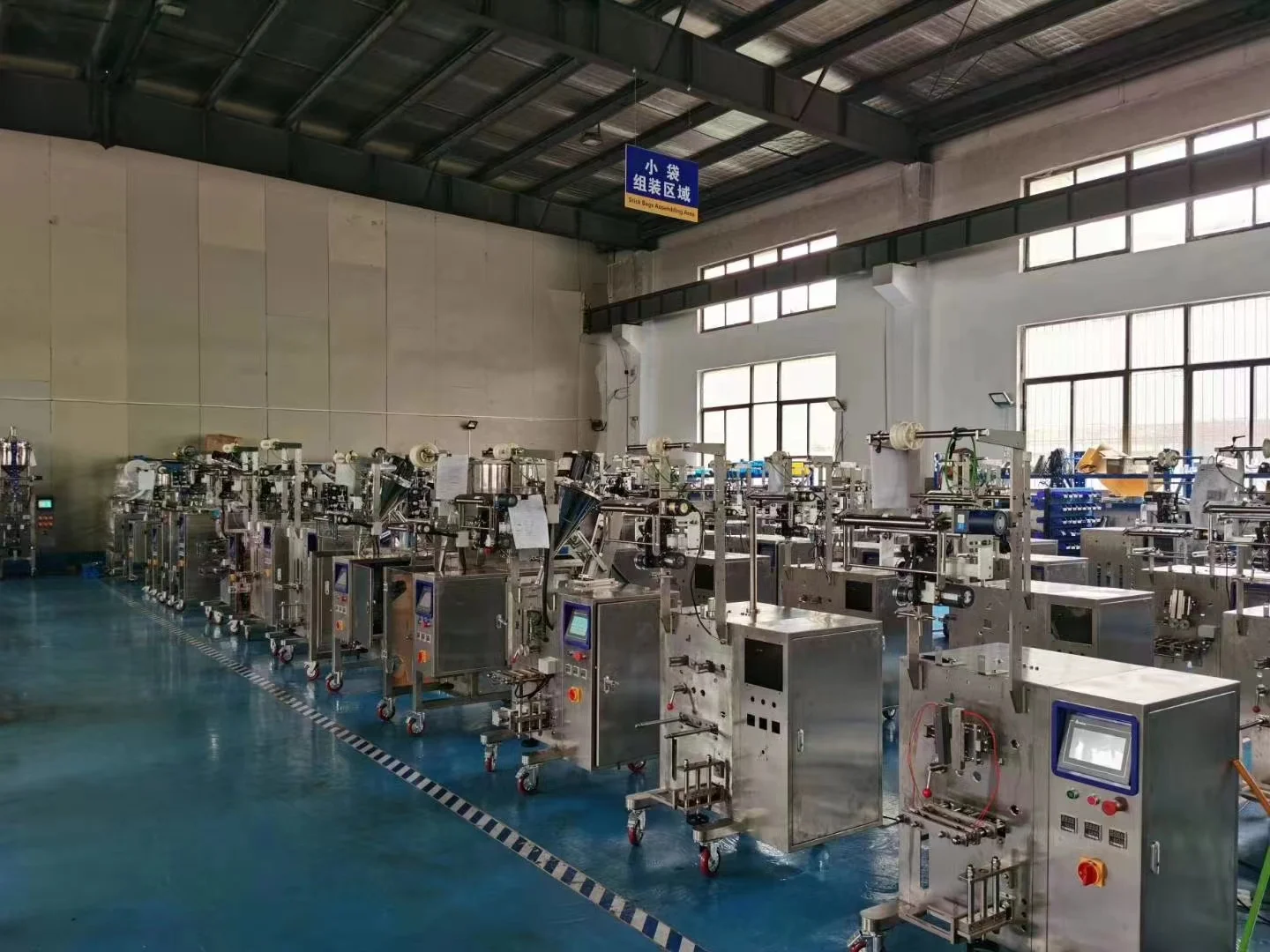 Fully Automatic Bolt Hardware Packing Machine Small Parts Screws Counting Packing Machine