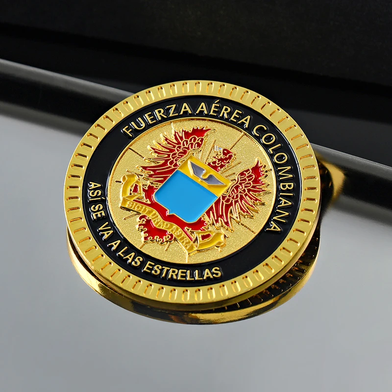 Chinese Promotional Metal Round Custom Challenge Commemorative Gold Panda Coin
