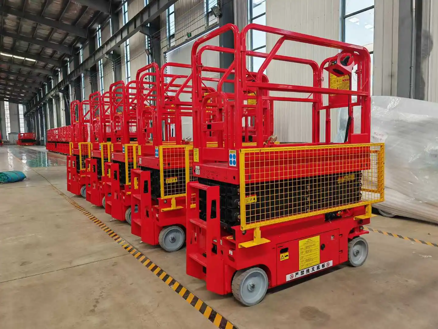 2025 Newest Fully Self-Propelled Aerial Work Trucks 8 M 12M 14M 16M ...
