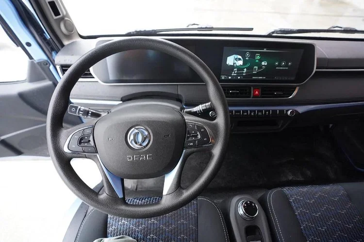 Dongfeng 380km fast charging light 1.5 ton 4x2 electric box cargo van minivans camioneta electrica prices