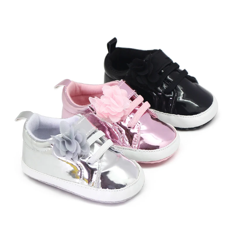Solid Color Laser Shine Fashion Flower Soft Soled Baby Casual Shoes for Boys and Girls