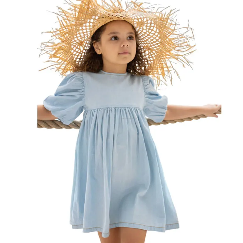 Детское хлопковое джинсовое платье с пышными рукавами, светло-голубого цвета