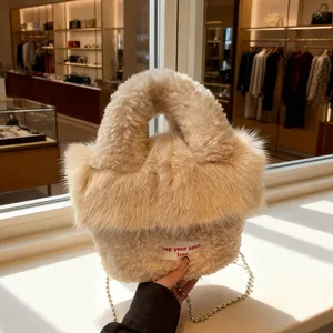 Women Plush Tote Bag Chain Strap Sling Bag Solid Color Fluffy Crossbody Bag Large Capacity Fuzzy Satchel Bag for Autumn Winter
