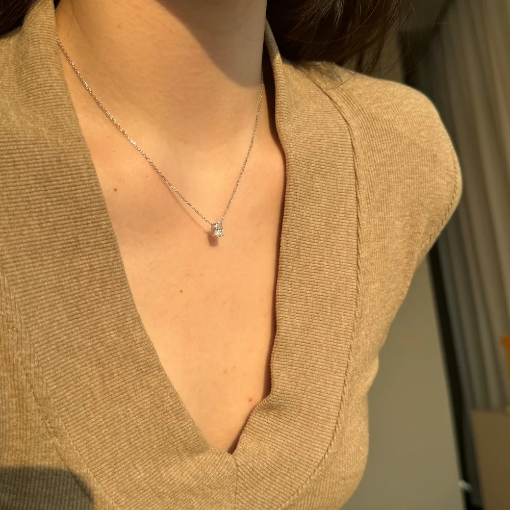 KAKODIY 925 sterling silver pendant jewelry single zirconium sparkle light luxury commuter necklace detail 2
