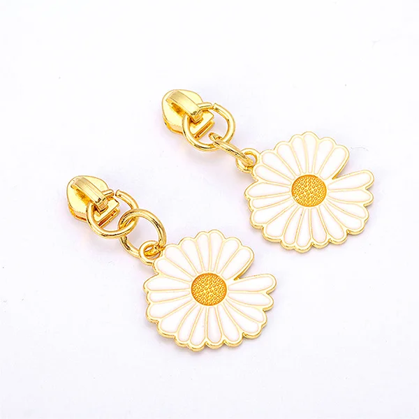 Hengda Factory Customized Zipper Flower Pullers Flower Shape Zipper Puller  Flower Zipper Puller