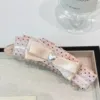 1436 Clip de plátano con corazón y lazo rosa