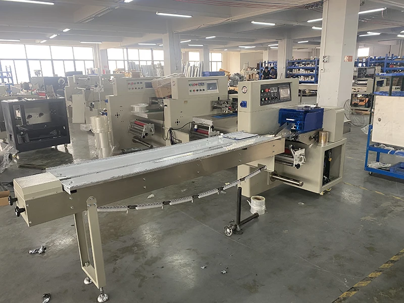 Full Automatic Mini Automatic Flow Pack Horizontal Rotary Food Pillow Pizza Corn Tortilla Cookies Machine