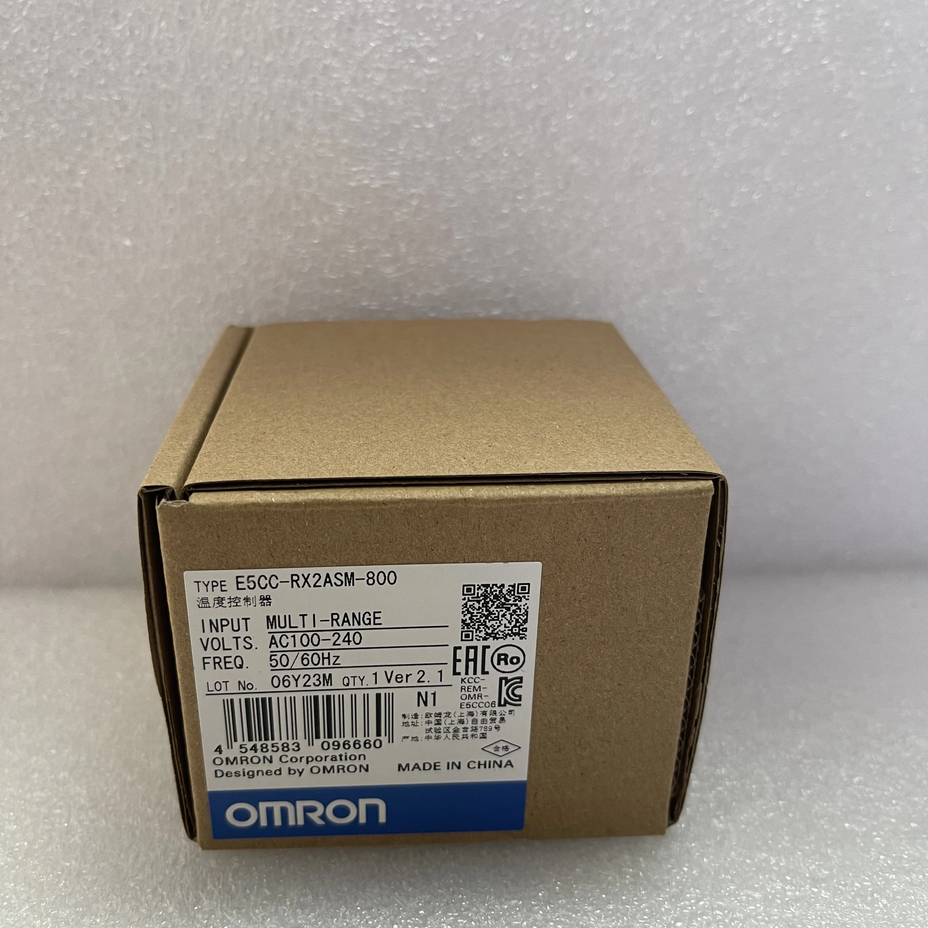 Omron Temperature Controller E5CC-RX2ASM-800